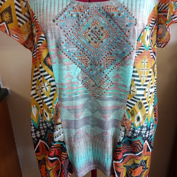 Boho Chic High Low Top - Picture 2 of 8